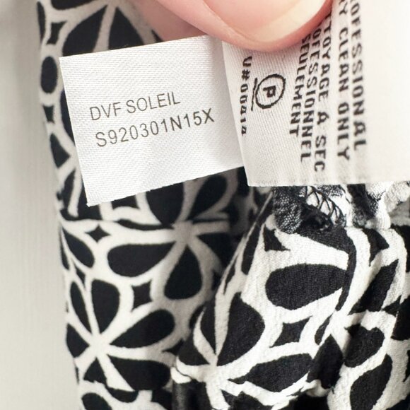 DVF "Soleil" Printed Crepe Romper, size 8 - Picture 10 of 12